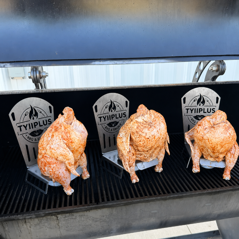 TYIIPLUS™ Beer Can Chicken Chair – Heavy Duty 304 Stainless Steel BBQ Roaster Stand for 16oz Beer Cans