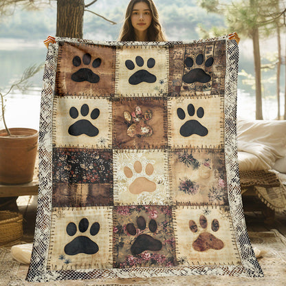 🐶🐾 Kuschelige Flanelldecke mit süßem Pfotenmuster – Warm, weich & dekorativ 🛌